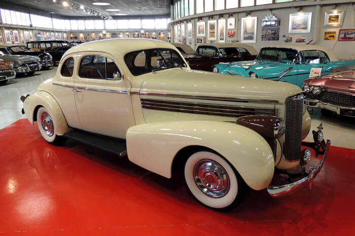 coches-clasicos-americanos-en-venta-cadillac-lasalle-opera-coupe-1938-beige-restauracion-jjdluxe-garage-ibi-alicante